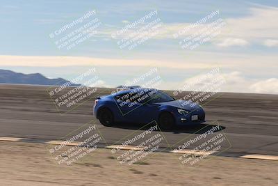 media/Jan-04-2026-SCCA SD (Sun) [[defc442887]]/4-Novice Group/Session 2 Bowl Speed Pans/